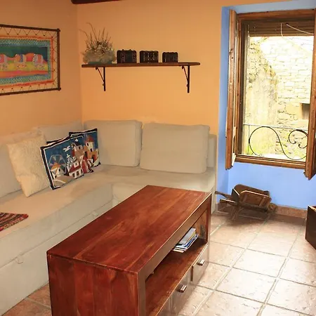 Casa Bestregui Holiday home Guaso